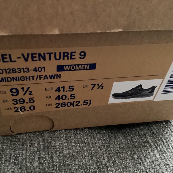 Asics Women's Venture 9 Trail Running Sneakers, size 9.5 - Picture 7 of 11